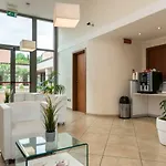 Anghel Apartmanhotel 3*