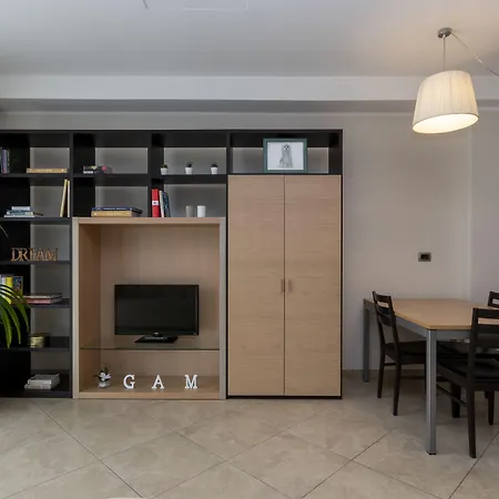 Apartmanhotel Anghel 3*